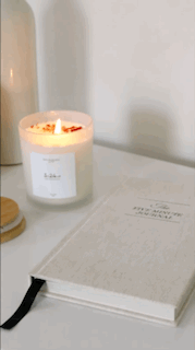3/24 Honeysuckle Candle
